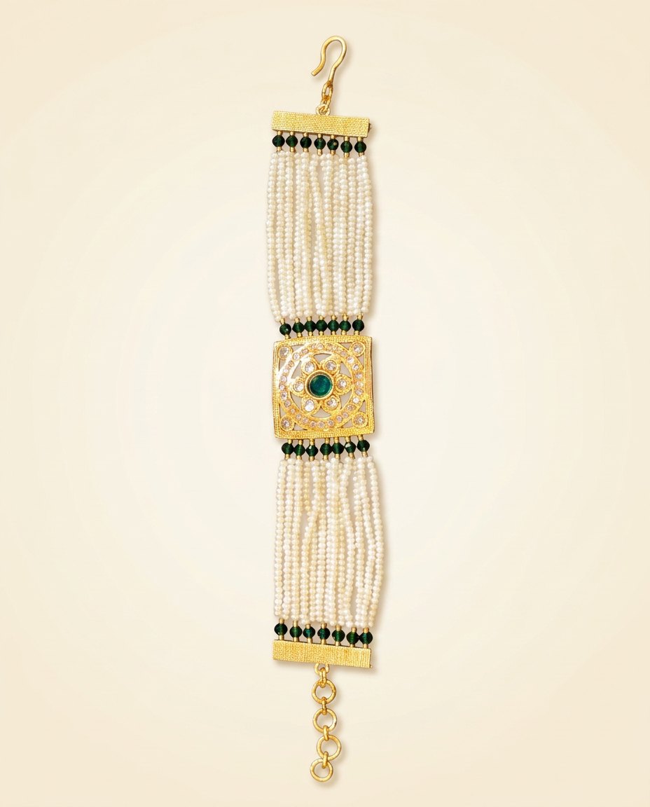Moti — Seed pearl & emerald bead bracelet